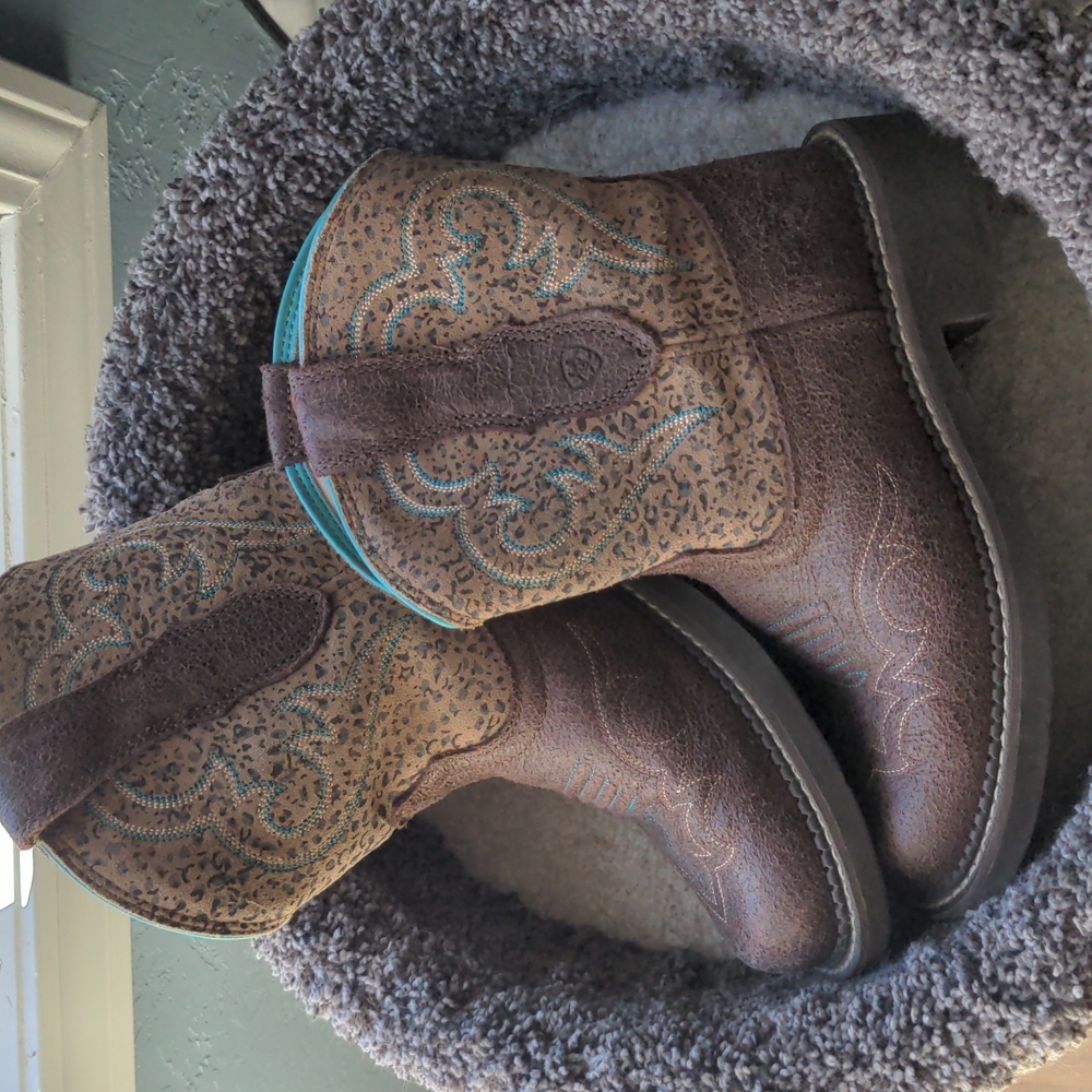 Ariat women's cowboy boots